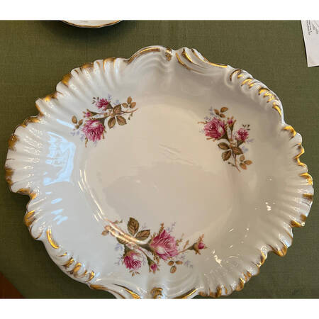 Moss Rose 11" Oval Vegetable Bowl