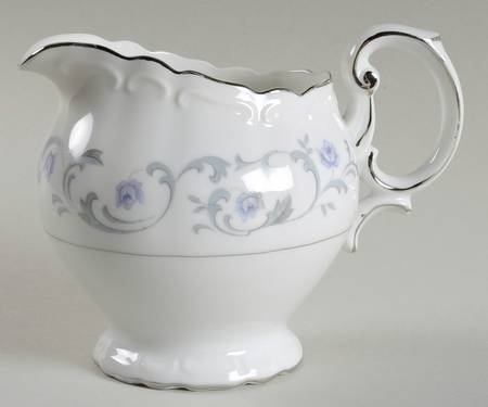 Regency Creamer