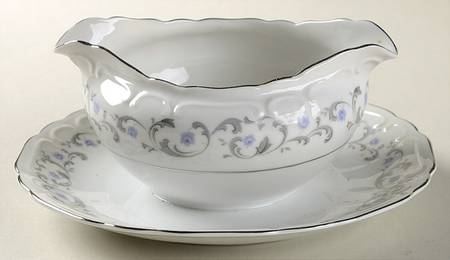 Regency Gravy Boat with Attached Underplate
