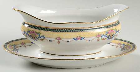 Orleans Gravy Boat with Attached Underplate