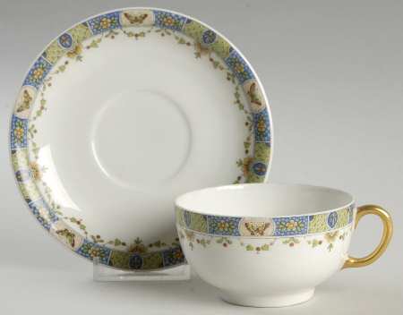 UNC24 Flat Cup & Saucer Set