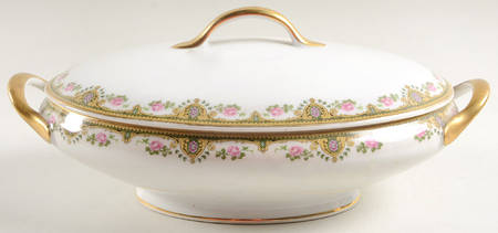 UNC29 Oval Covered Vegetable