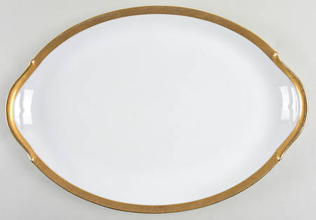 UNC36 17" Oval Serving Platter