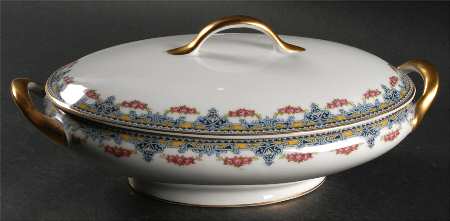UNC8 Oval Covered Vegetable