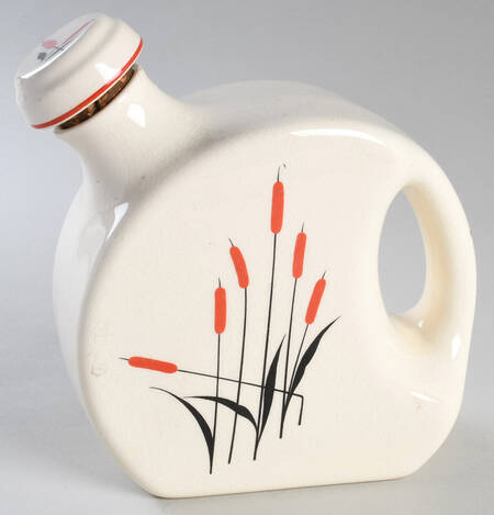 Cattail (Camwood) 32 Oz Canteen Jug with Stopper