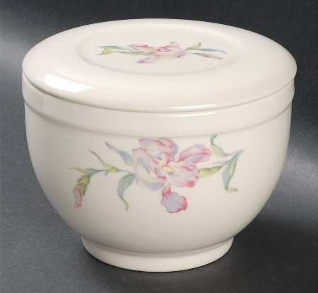 Iris Medium Refrigerator Jar & Lid