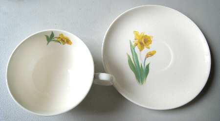 Jonquil Saucer