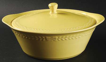 Laurella Yellow 2 Qt Round Covered Casserole