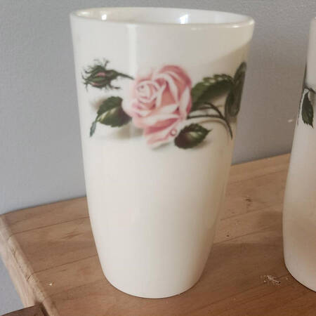 Moss Rose (No Trim) 8 Oz Tumbler