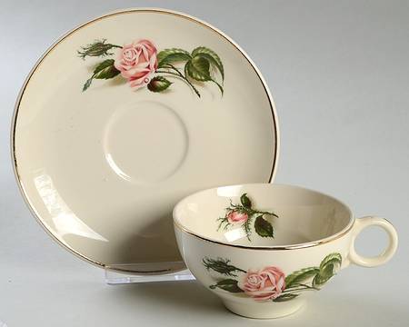 Mose Rose (Gold Trim) Flat Cup & Saucer Set