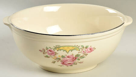 Rambler Rose Round Vegetable No Lid