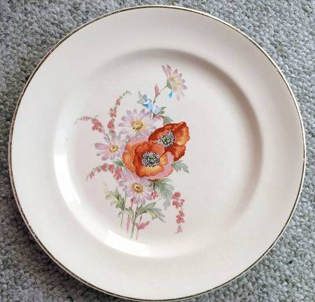 UNI28 Dinner Plate