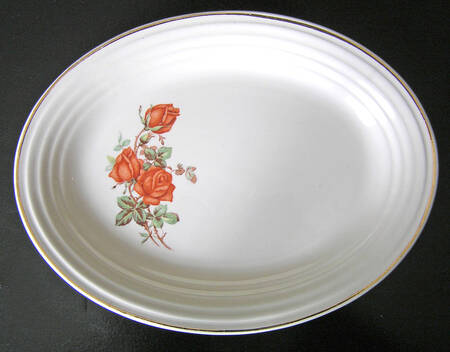 American Beauty Rose Relish/Gravy Underplate