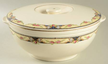 UNI5 2 Qt Round Covered Casserole