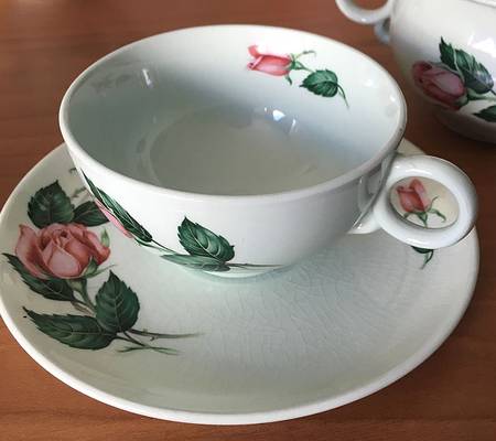 UNI52 Flat Cup & Saucer Set by Universal