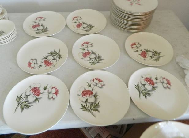 UNI6 Dinner Plate