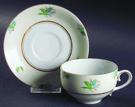 UCA10 Flat Cup & Saucer Set