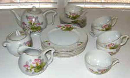 UCA12 Teapot & Lid