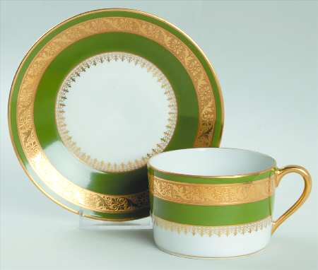Flat Cup & Saucer Set