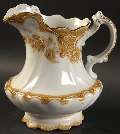 Victoria Tan 20 Oz Pitcher
