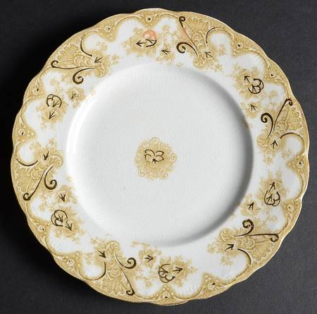 Victoria Tan Dessert/Pie Plate