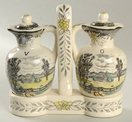 Spring Valley Vinegar and Oil Tray Set
