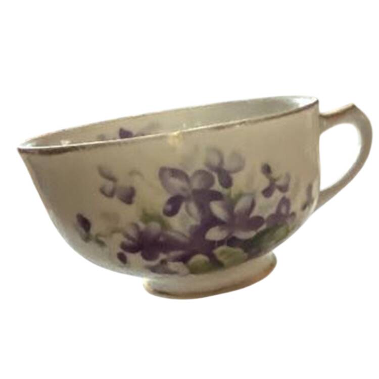 UCA19 Footed Cup
