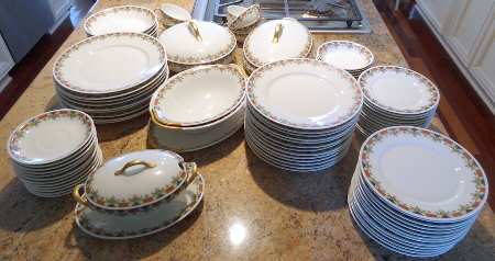 UNC100 Flat Cup & Saucer Set
