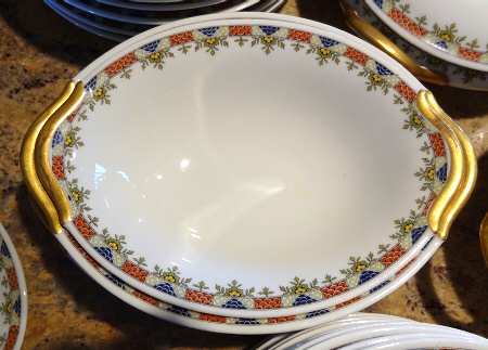UNC100 9" Oval Vegetable Bowl