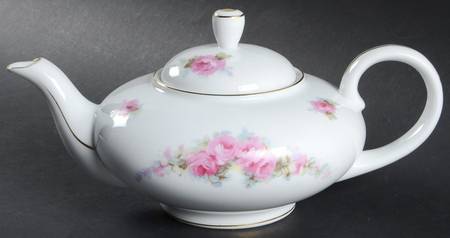 UCJ6 Teapot & Lid
