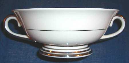 USA14 Footed Cream Soup Bowl