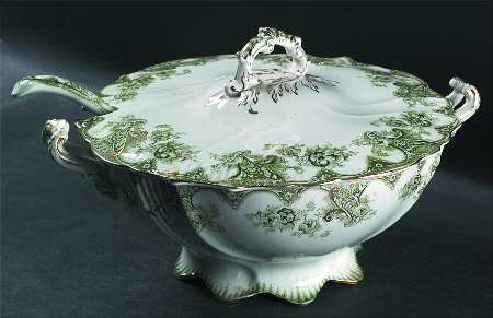 Victoria Green Tureen & Lid w/Ladle