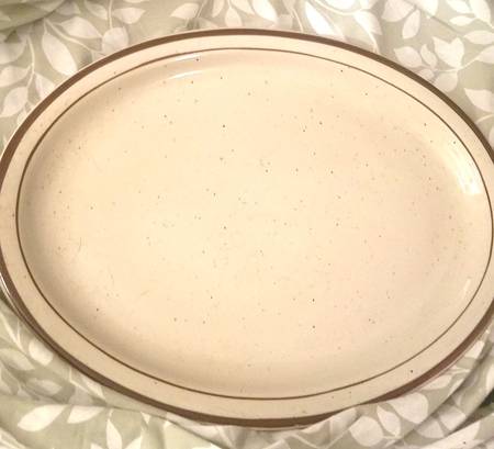 Desert Sand 13" Oval Serving Platter