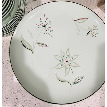 UNI143 Dinner Plate