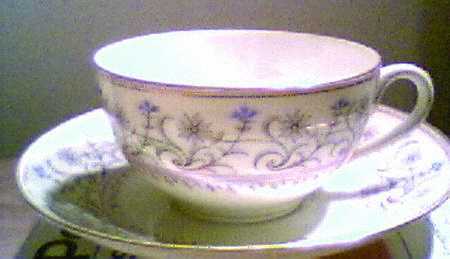 2512 Flat Cup & Saucer Set