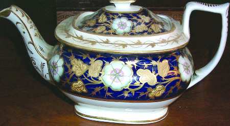 UC289 Teapot & Lid