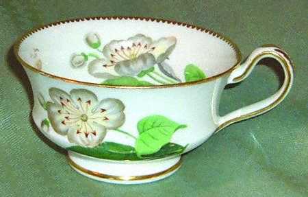 897 Footed Cup