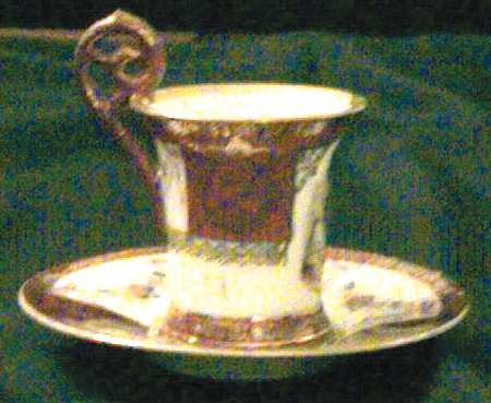 102 Flat Cup & Saucer Set