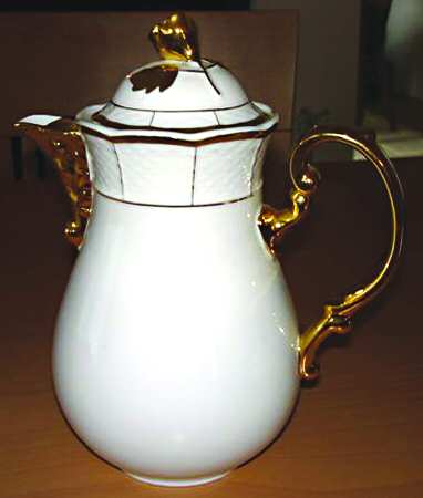 Imperatrice Eugenie Coffee Pot & Lid