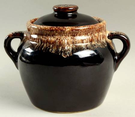 Gourmet Brown Small Bean Pot & Lid