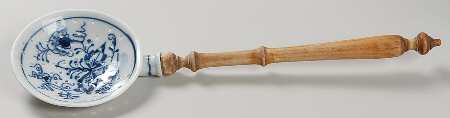 Blue Onion Asian Strainer & Wood Handle