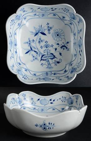 Blue Onion 9" Square Vegetable Bowl