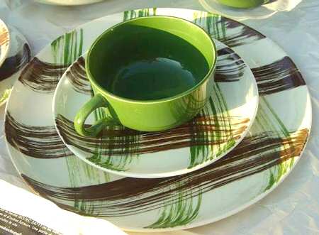 Heather Plaid Flat Cup & Saucer Set
