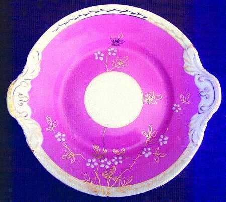 1379 Handled Cake Plate