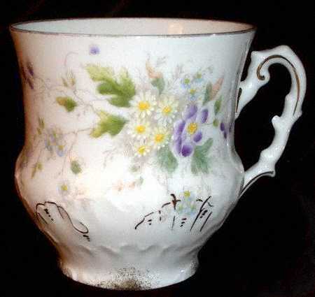 1198 Footed Cup