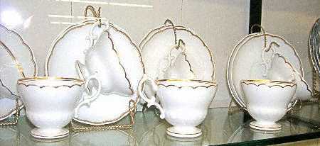 2-5785 Footed Cup & Saucer Set
