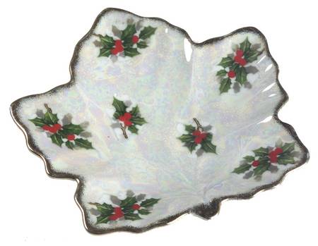 Flower of the Month 7" Leaf Dish