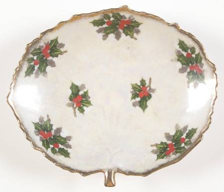 Flower of the Month 7" Leaf Dish