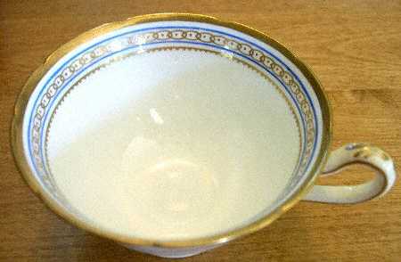 4851 Footed Cup