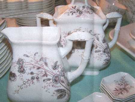 819 Creamer
